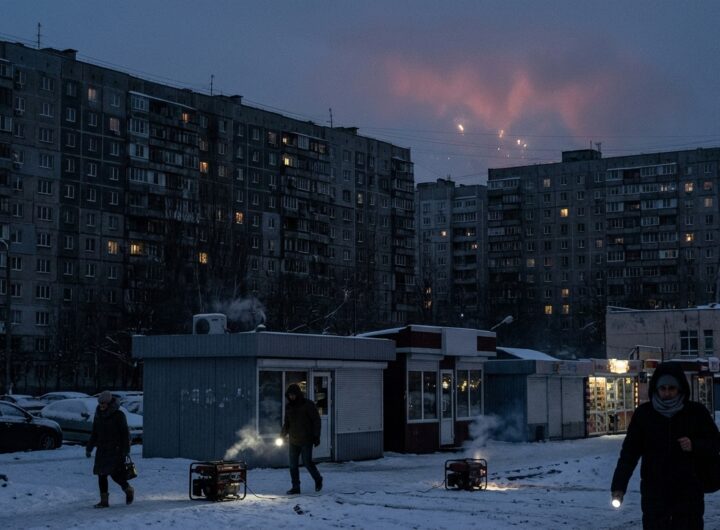 폭발음이 창밖에서 들렸다 키이우의 일상이 된 러시아 공습과 전력 차단 현장 취재