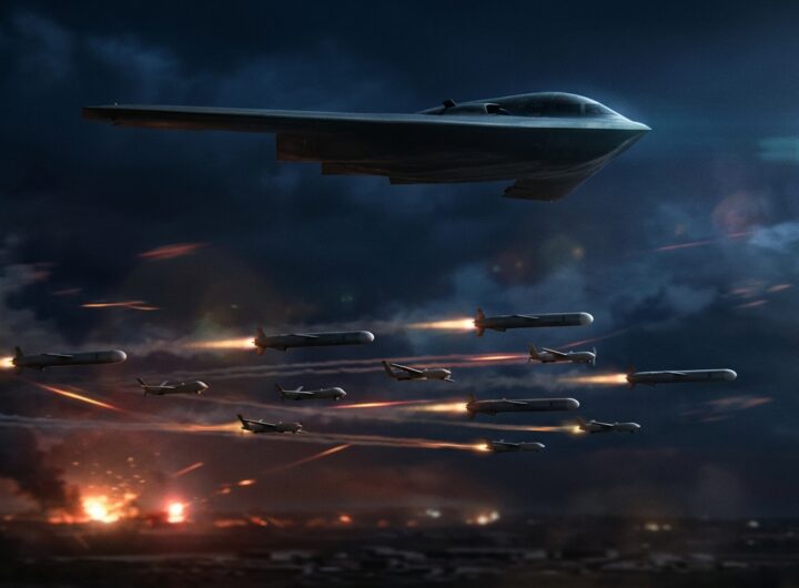 미국의 전략폭격기와 저가 드론 협업 작전 ▶ 5천만원 무인기와 3조원대 스텔스기의 합동 공격으로 이란 방어망 돌파 저비용 드론 전술을 역이용한 미군의 새로운 타격 전략