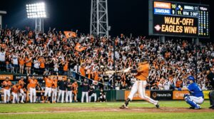 11회 말 극적 반전 노시환·강백호 동시 폭발 한화 이글스 개막전 뒤집기 성공